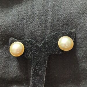 Vintage Majorica Gold Tone White Cultured Pearl Stud Statement Earrings